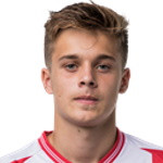 Оливер Росс